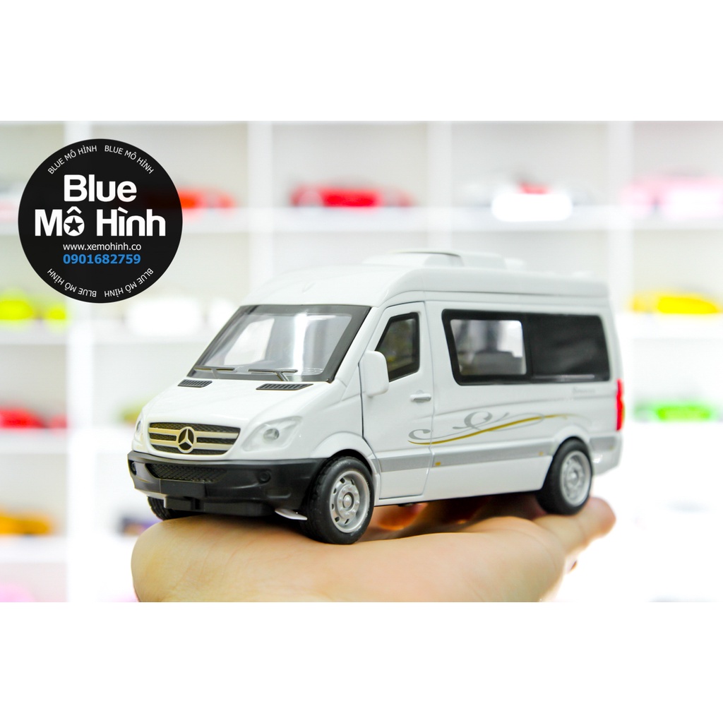 Xe mô hình xe chở khách 16 chổ Mercedes Sprinter 1:32