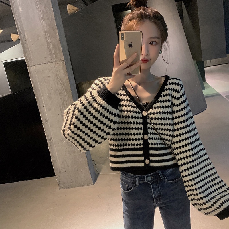 Áo Khoác Len Cổ Chữ V Họa Tiết Kẻ Sọc Phong Cách Retro Cho Nữ