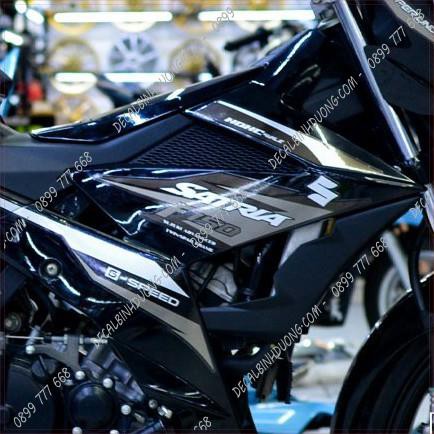 Decal Xe Máy - Tem Trùm Satria, Raider Đen Bạc Đơn Giản- Tem Rời F150