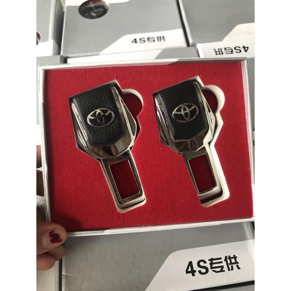 Combo 2 Chốt Cắm Đai An Toàn Cho Ô tô logo toyota