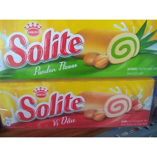 Bánh bông lan cuộn kem Kinh đô Solite  vị lá dứa, vị dâu hộp 360g (20 cái)