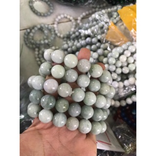 Vòng tay ngọc cẩm thạch size 12li