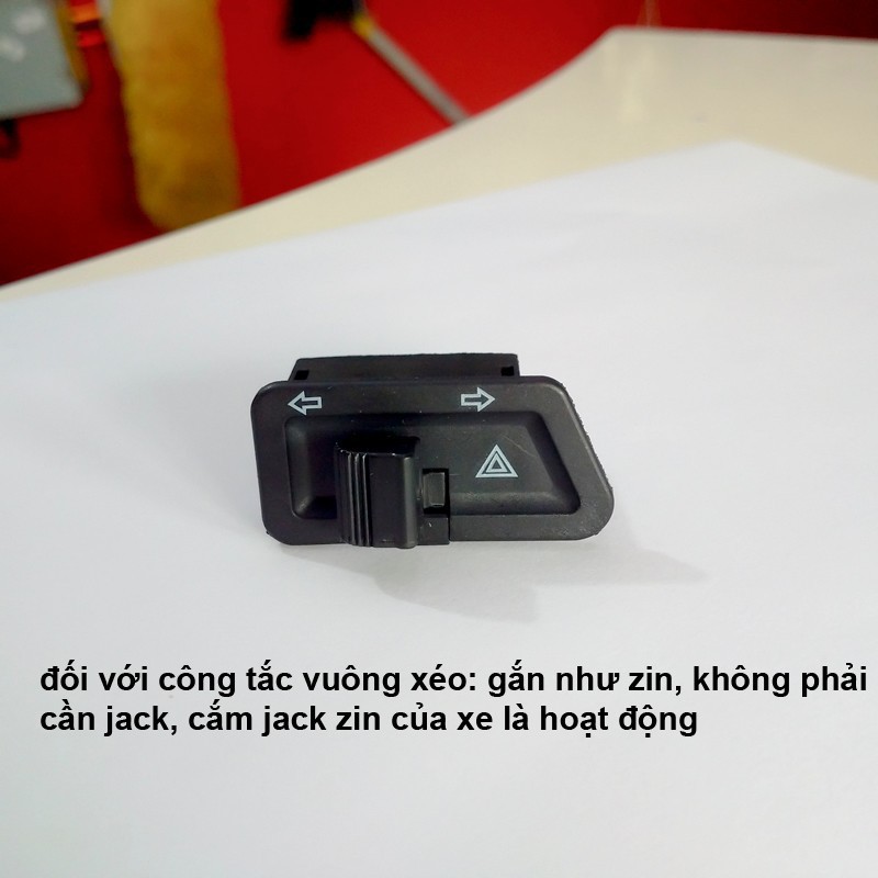 Công Tắc Xi nhan Tích Hợp nháy 4 bóng xi nhan cho xe Honda, Gắn như zin vuông xéo