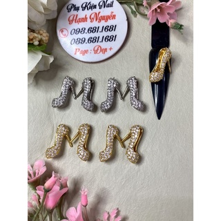 1 Charm Đá Cao Cấp Nail: Con Ong, guốc