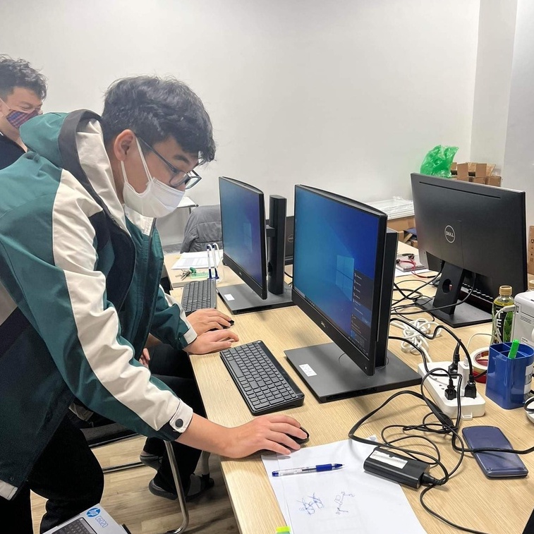 Máy tính để bàn dell optiplex 7470 all in one i3 8100 - 24 inch | BigBuy360 - bigbuy360.vn