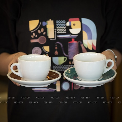 Volcano Bộ đĩa và ly sứ cà phê Ancap Cappuccino 180ml vẽ tay lên quai