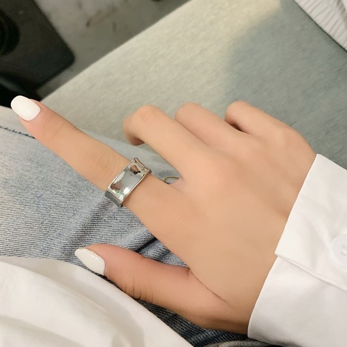 Nhẫn đeo tay kim loại mặt vuông phong cách Hiphop Hàn Quốc