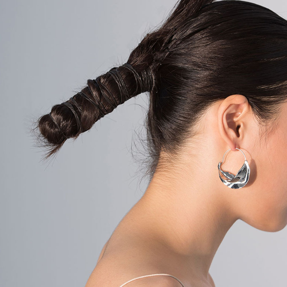 Hoa Tai Dáng Tròn Thời Trang Phong Cách Cho Nữ