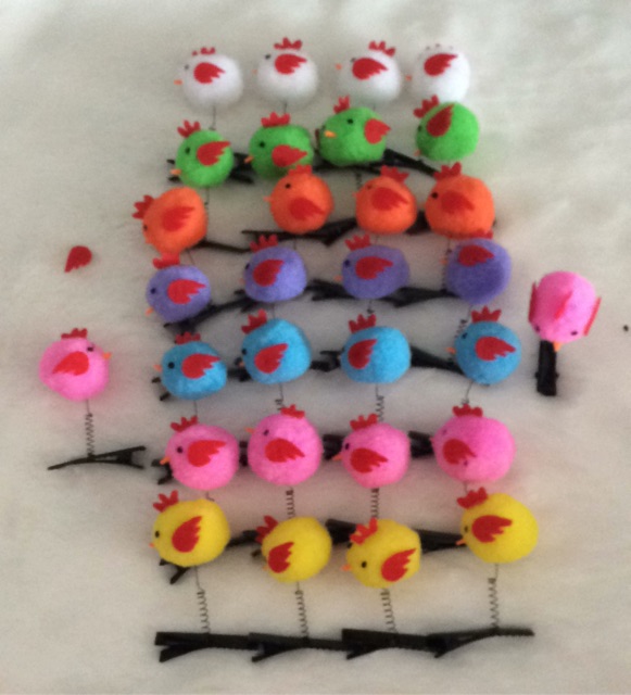 Kẹp tóc gà bông lò xo