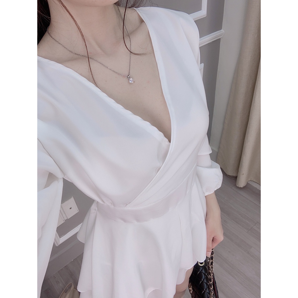 Jumpsuit nữ tay dài màu trắng đắp chéo sang chảnh 2023