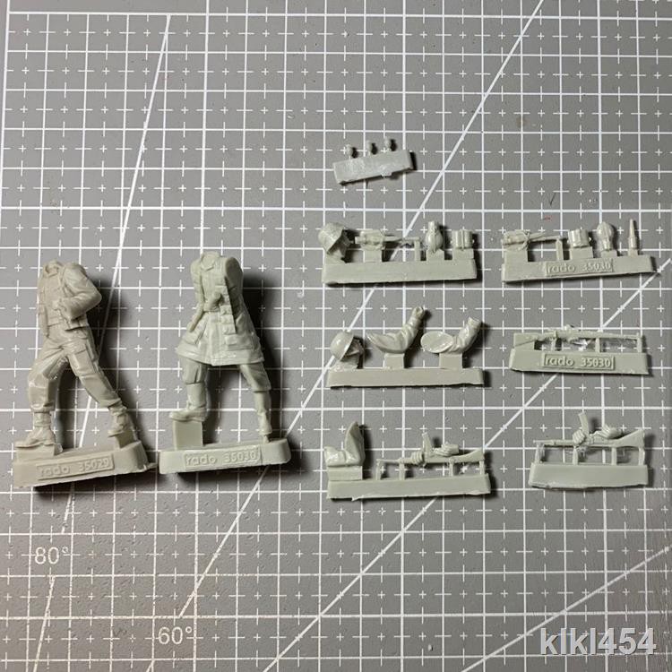 Mô Hình Nhân Vật Chiến Binh Bằng Nhựa Resin Tỉ Lệ 1 / 35 673