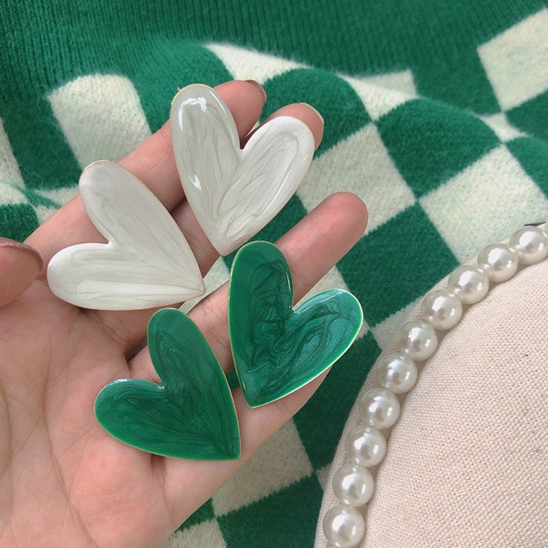 Bông tai hình trái tim màu trắng/màu xanh lá đậm phong cách retro Hàn Quốc thời trang cho nữ