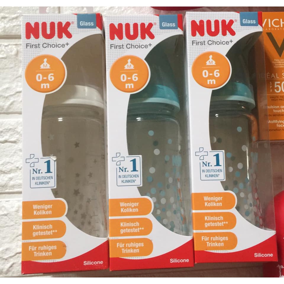 Bình sữa thủy tinh cổ rộng Nuk 240ml- núm silicone Hàng Đức