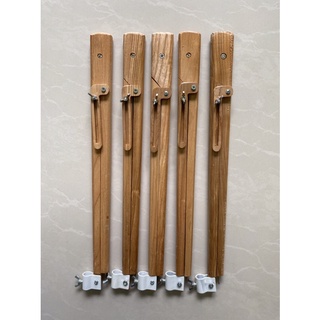 Compa Gỗ Dành Cho Giáo Viên ( Kẹp Phấn và Bút Lông )