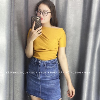 Phông body cổ thuyền