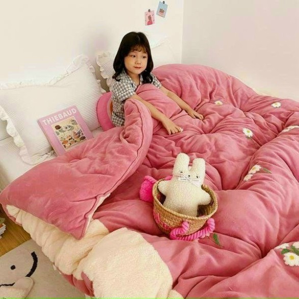 Chăn lông cừu thêu hoa cúc 4KG chăn đại hàn kích thước 2mx2m3 chăn lông dày dặn hàng nhập khẩu