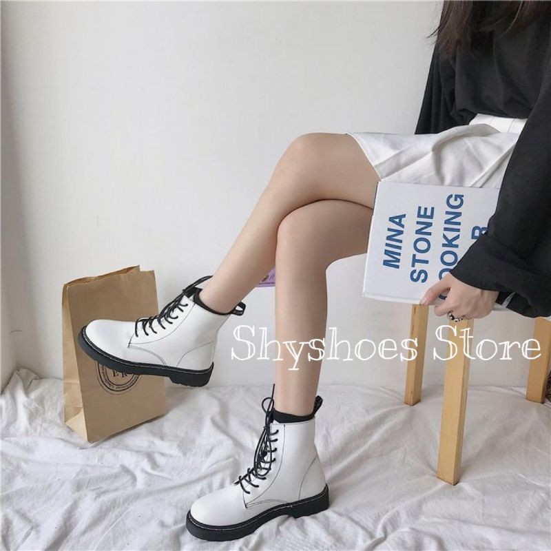 (Có Sẵn) Giày Boot Trắng cổ cao phối dây đen đế đôn 3cm phong cách martin timber cực cá tính | BigBuy360 - bigbuy360.vn