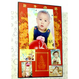 Hình lịch ép gỗ đổ keo bóng.