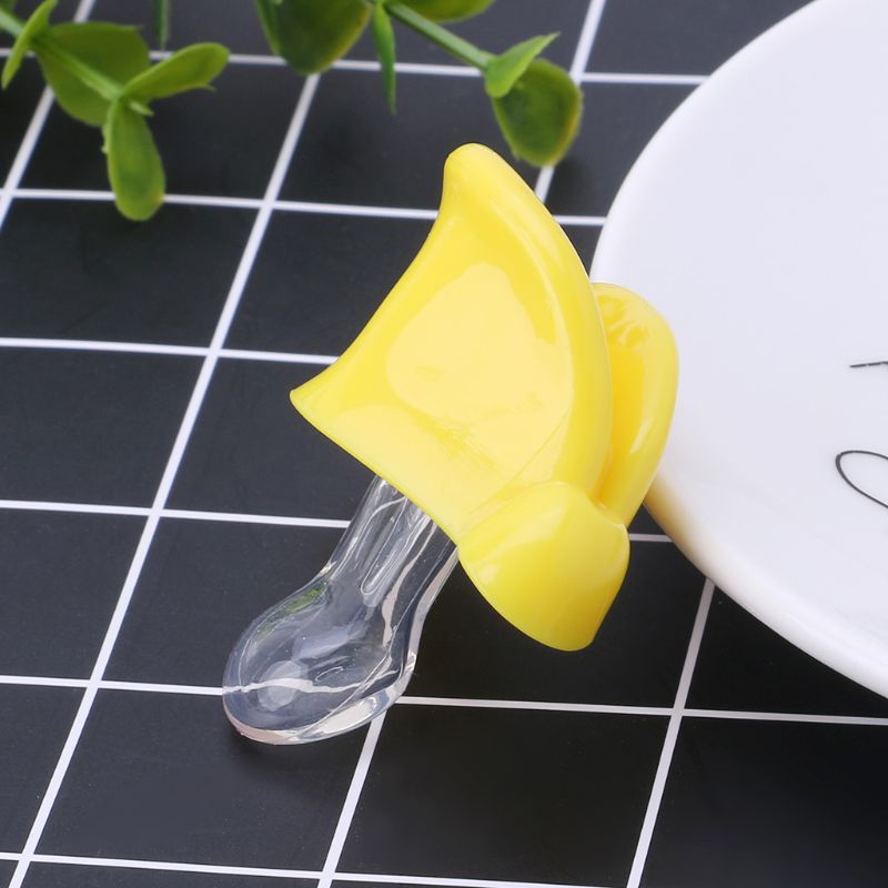 Núm ti giả hình mỏ vịt bằng cho bé