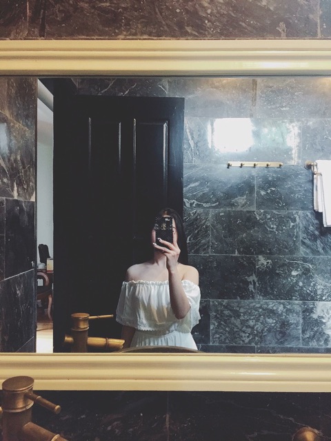 Maxi trắng trễ vai H0073 (hình thật khách feedback) | BigBuy360 - bigbuy360.vn