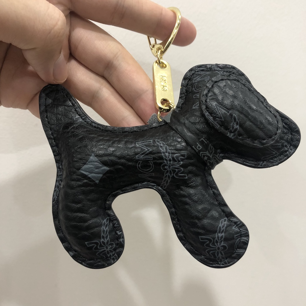 [Deal quà tặng] Móc khóa hình Chó M.C.M, Keychain M.C.M Dog chất liệu da trên trong nhồi bông xịn xò, hai màu Đen, Cam