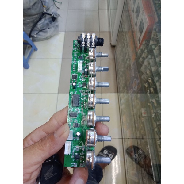 Mạch echo loa kéo daton