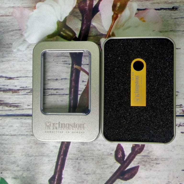 USB Kingston 32gb giá rẻ, chính hãng thiết kế nhỏ gọn, vỏ kim loại chống nước bảo hành 36 tháng