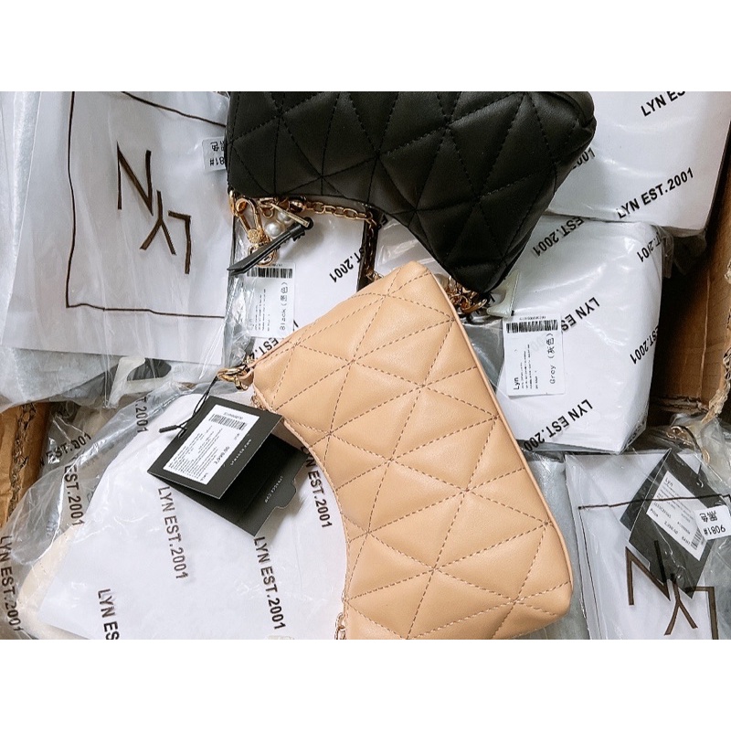 Túi lyn kẹp nách