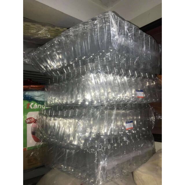 [combo}300 chai nhựa vuông nắp đen việt nhật