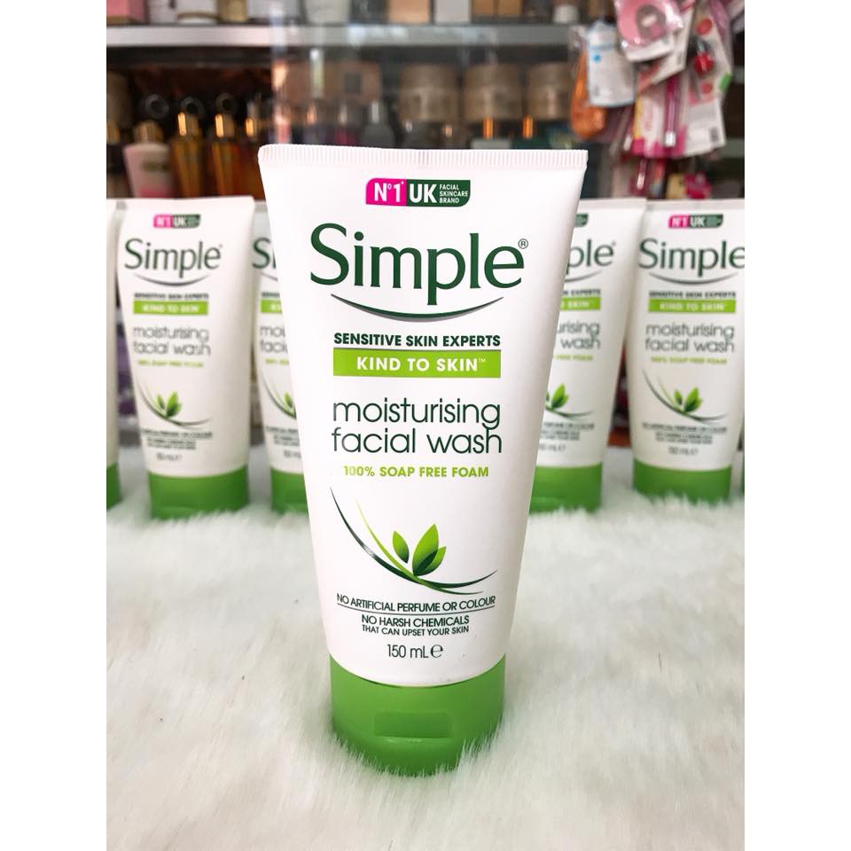 Sữa rửa mặt Simple Kind To Skin Moisturising Facial Wash 150ml