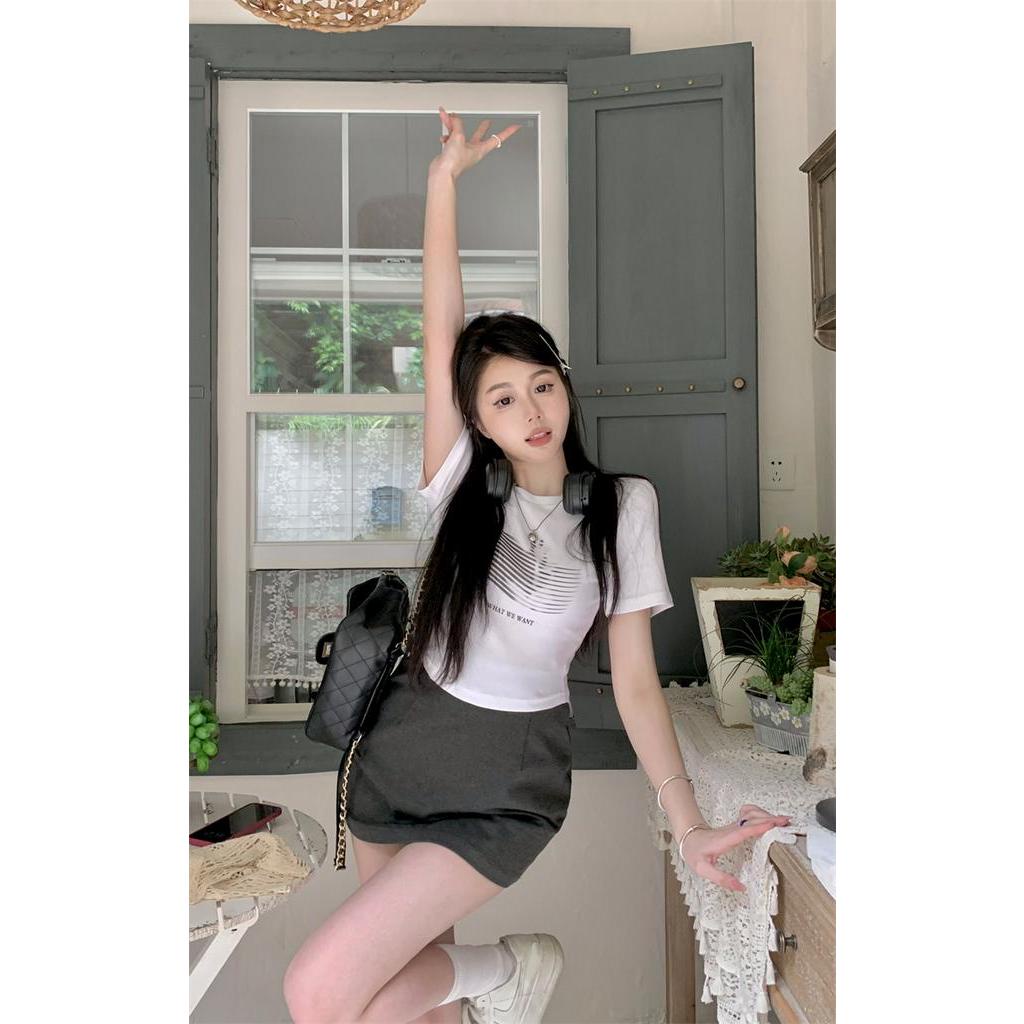 61392 Áo Thun Ngắn Tay Ôm Vừa Vặn Hình Thỏ