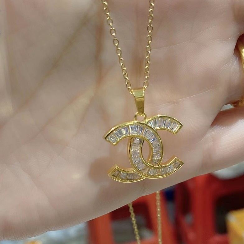 Dây Chuyền Titan Ko Rỉ Mặt Đính Đá Nhân Tạo TT 4132