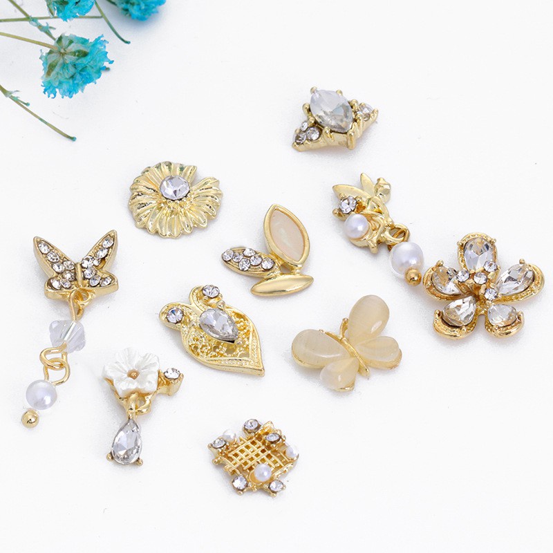 [Hàng mới về] Hạt cườm kim loại đính đá/ngọc trai giả hình bướm thời trang Nhật trang trí móng DIY