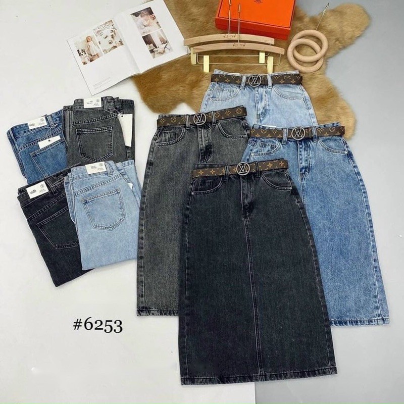 Chân váy jean sẻ sau kèm đai