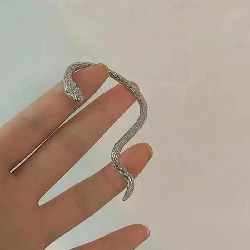 Khuyên Vành Tai Hình Rắn Cá Tính Cho Nữ