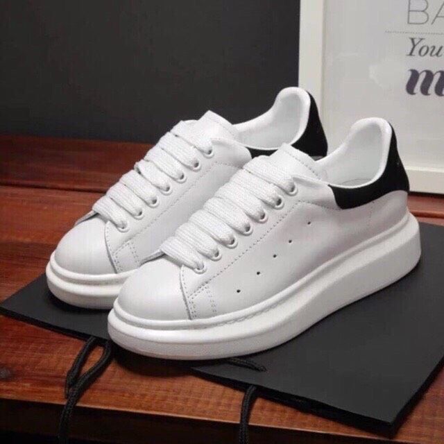 Giày MCqueen nam với dáng gọn gàng màu sắc phong phú giá rẻ | BigBuy360 - bigbuy360.vn