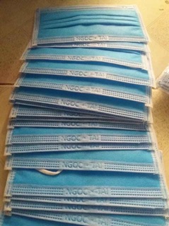 Khau trang y te 4 lop ( 1 hộp 50 cái)