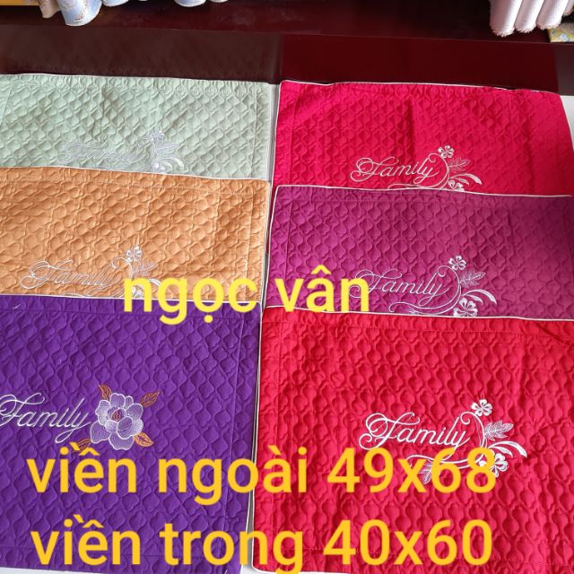 Vỏ gối satin thêu loại to