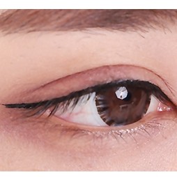 Bút kẻ mắt BigEye dạng lỏng màu đen chống thấm nước và không bị nhòe