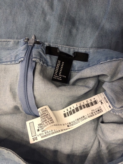 Chân Váy Jeans F21 Xoè Cắt Nhãn Chính - 0930