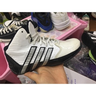 Kid adidas