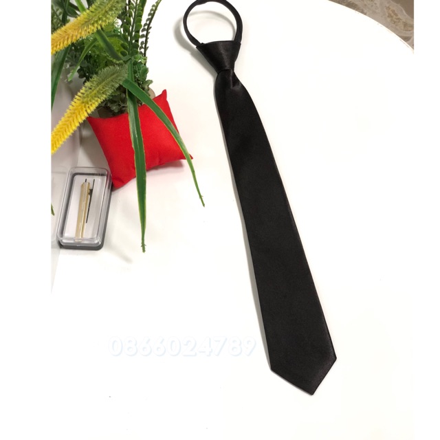 Cà vạt nam nữ bản nhỏ 5*35cm - Cavat thắt sẵn - bán buôn