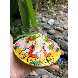 Nón lá vẽ