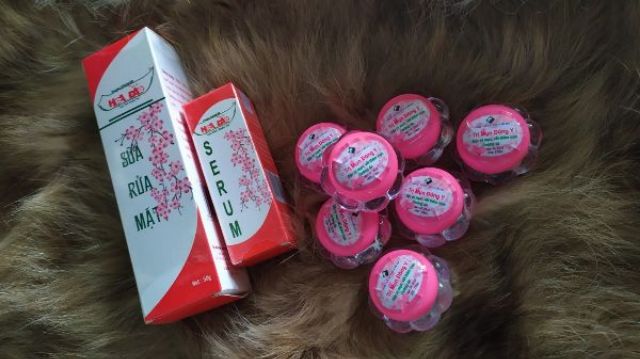 Hũ lớn 18g mẫu (đông.y)