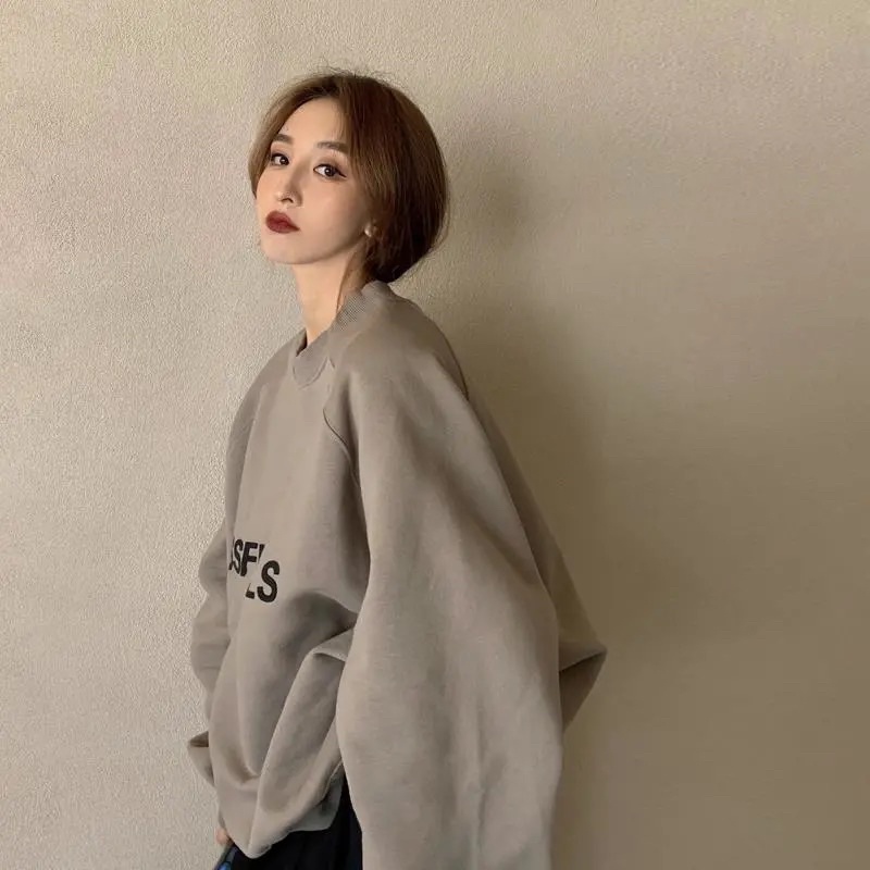 Áo sweater nam nữ Unisex nỉ bông phom rộng màu nâu cổ tròn dài tay chữ ESSENTIAL phong cách Ulzzang Hàn Quốc | BigBuy360 - bigbuy360.vn