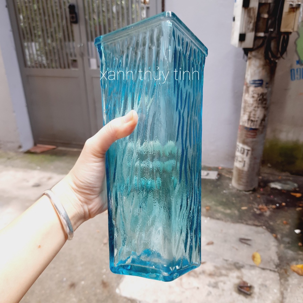 Lọ hoa vuông kiểu mới cao 25cm