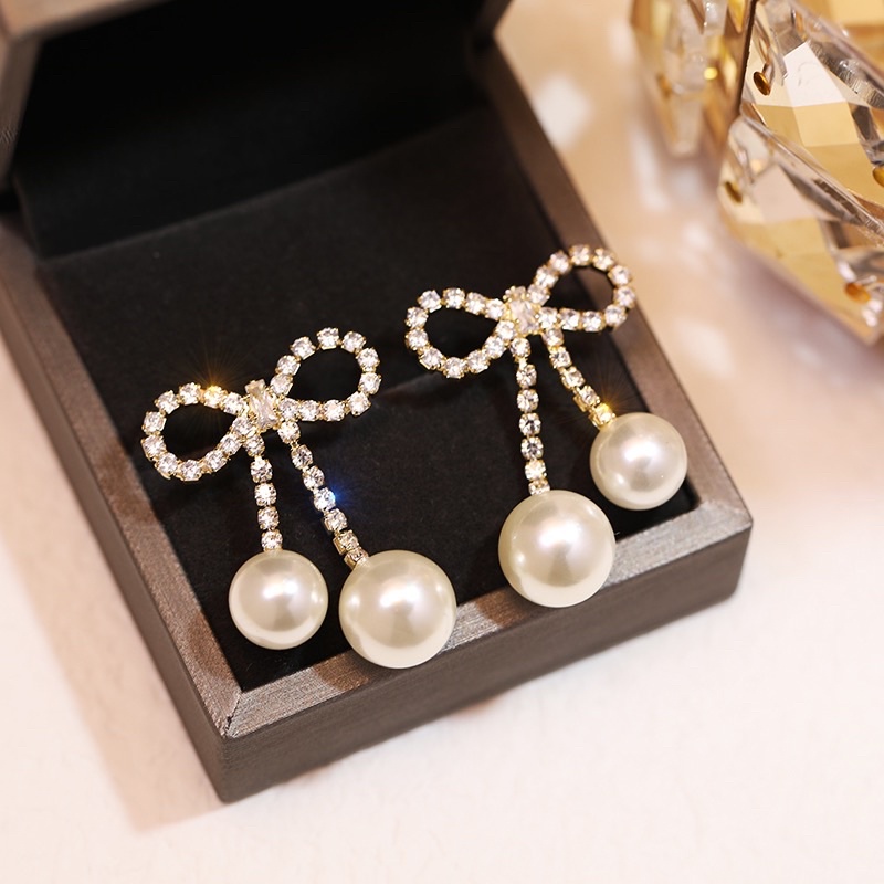 bông tai hình chiếc nơ dễ thương, khuyên tai xinh xắn đính đá và châu phong cách hàn quốc