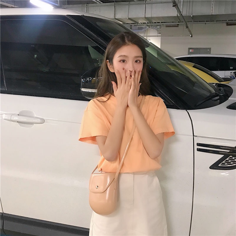 Áo Thun Tay Ngắn Màu Sắc Đơn Giản Cho Nữ