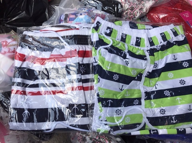 Quần đôi cho nam và nữ