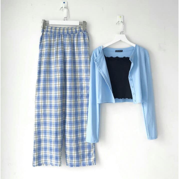 Set như hình áo croptop tay dài + áo 2 dây bên trong + quần dài caro hot hit ulzzang